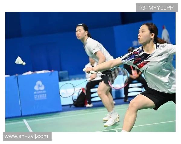 赛后分析:上海羽毛球队与南京羽毛球队的战术灵活性对比探讨 赛后分析:上海羽毛球队与南京羽毛球队的战术灵活性对比探讨