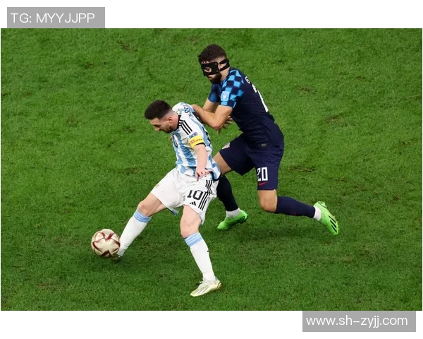 足球明星挥手瞬间集锦全景展示与背后故事分享 足球明星挥手瞬间集锦全景展示与背后故事分享